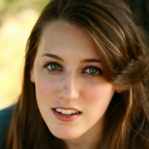 Meet your Posher, Lisa - Picture 1 of 1